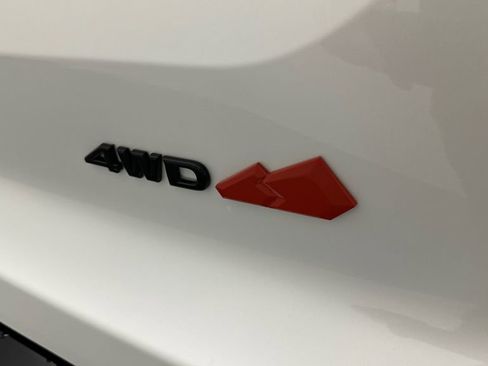 New 2026 Nissan Pathfinder Rock Creek AWD/4WD image 17