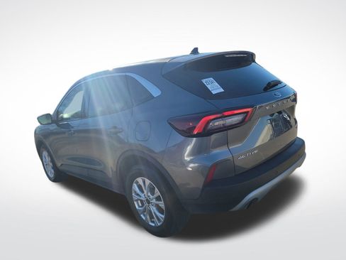 Used 2023 Ford Escape Active image 11