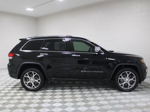 Used 2022 Jeep Grand Cherokee Limited w/ Trailer Tow Group IV image 13