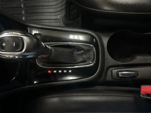 Used 2018 Buick Encore Sport Touring FWD image 12