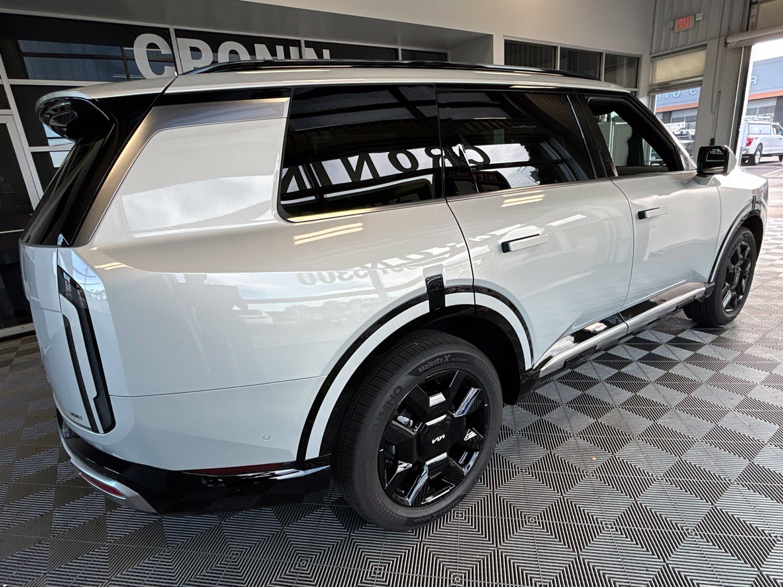 New 2027 Kia Telluride SX Prestige AWD/4WD image 6
