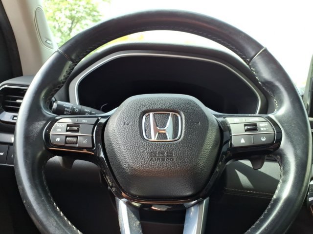 Certified 2024 Honda Pilot Touring image 23