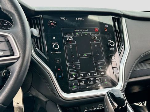 Used 2023 Subaru Outback Premium image 15