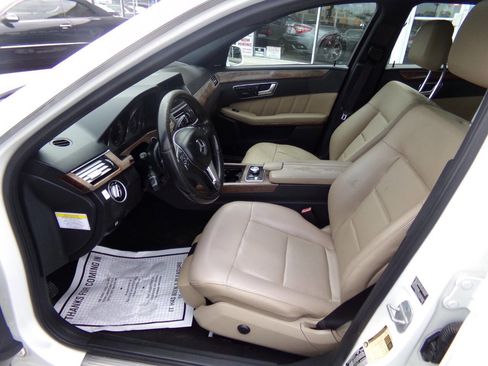 Used 2013 Mercedes-Benz E 350 BlueTEC Sedan image 8