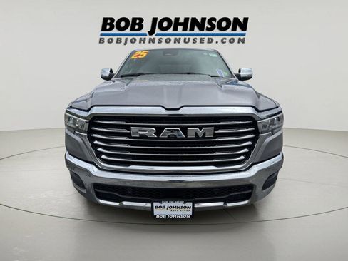 Used 2025 RAM 1500 Laramie AWD/4WD image 8
