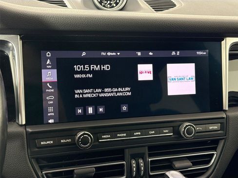 Used 2021 Porsche Macan image 21