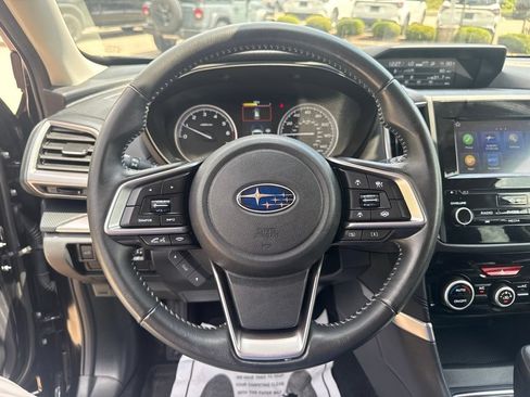 Used 2023 Subaru Forester Premium AWD/4WD image 11
