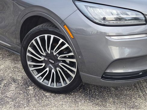 Used 2022 Lincoln Corsair Reserve w/ Equipment Group 201A image 3