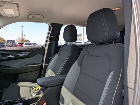 Used 2024 Chevrolet TrailBlazer LT image 13