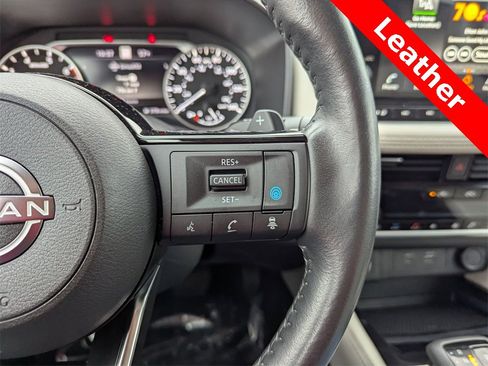 Used 2023 Nissan Rogue SL w/ SL Premium Package image 21