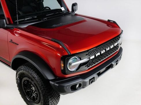 Used 2023 Ford Bronco Wildtrak AWD/4WD image 34