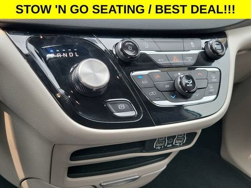 Used 2023 Chrysler Voyager LX FWD image 22