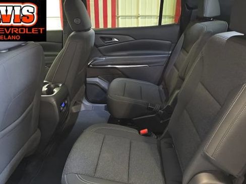New 2026 Chevrolet Traverse LT w/ Sun and Wheel Package AWD/4WD image 19