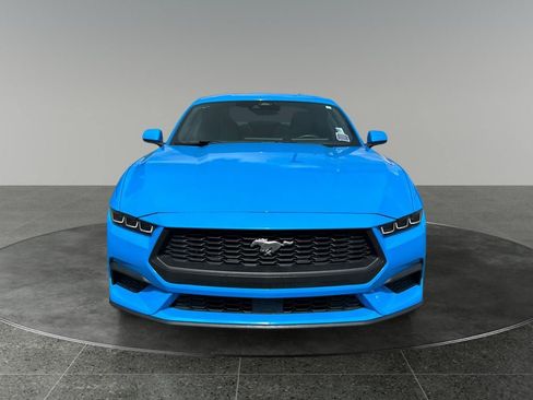 Used 2024 Ford Mustang Coupe RWD image 2