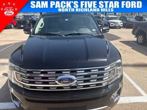 Used 2018 Ford Expedition Limited AWD/4WD image 2