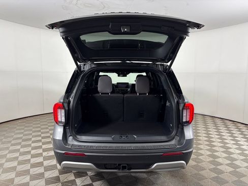 New 2026 Ford Explorer Platinum RWD image 28