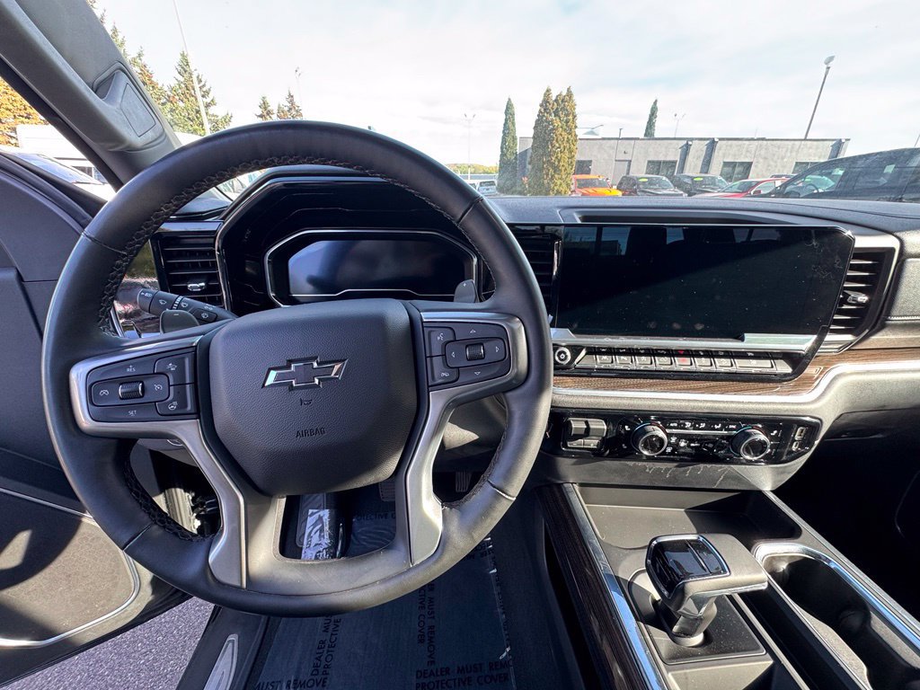 Used 2025 Chevrolet Silverado 1500 RST w/ True North Edition Plus AWD/4WD image 22
