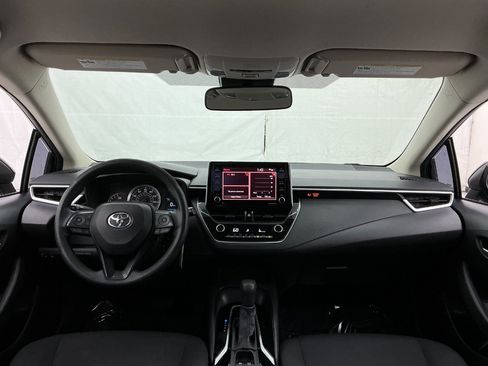 Used 2021 Toyota Corolla LE FWD image 27