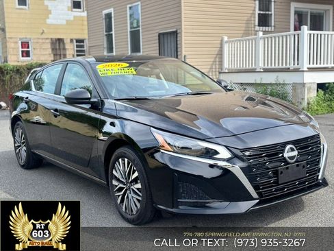Used 2026 Nissan Altima 2.5 SV AWD/4WD image 3