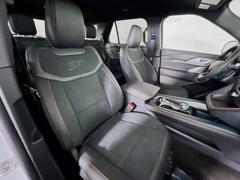 New 2026 Ford Explorer ST w/ Sun And Sound Package image 17