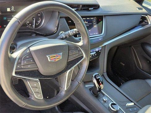 Certified 2024 Cadillac XT5 Premium Luxury image 15