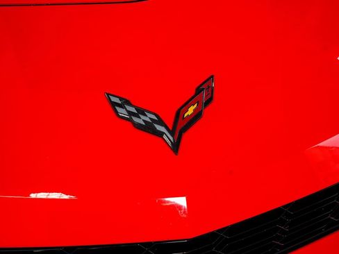 Used 2018 Chevrolet Corvette Z06 RWD image 6