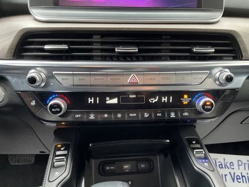 Certified 2022 Kia Telluride EX w/ EX Premium Package image 15