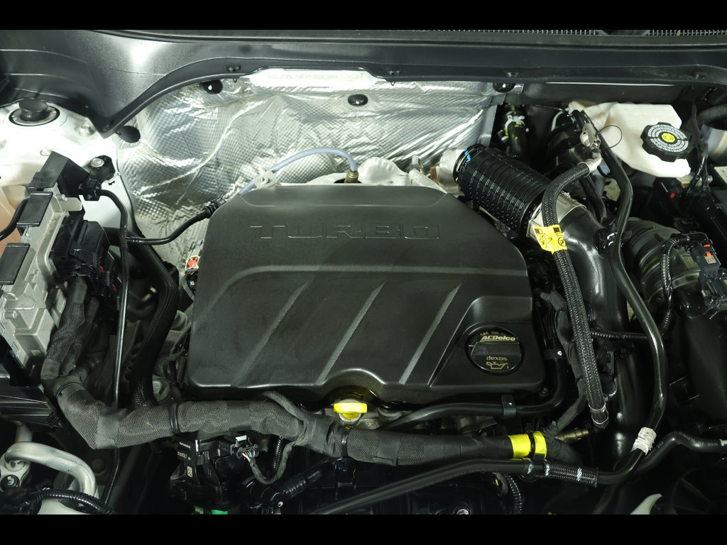 Used 2025 Chevrolet Trax LT w/ Driver Confidence Package FWD image 18