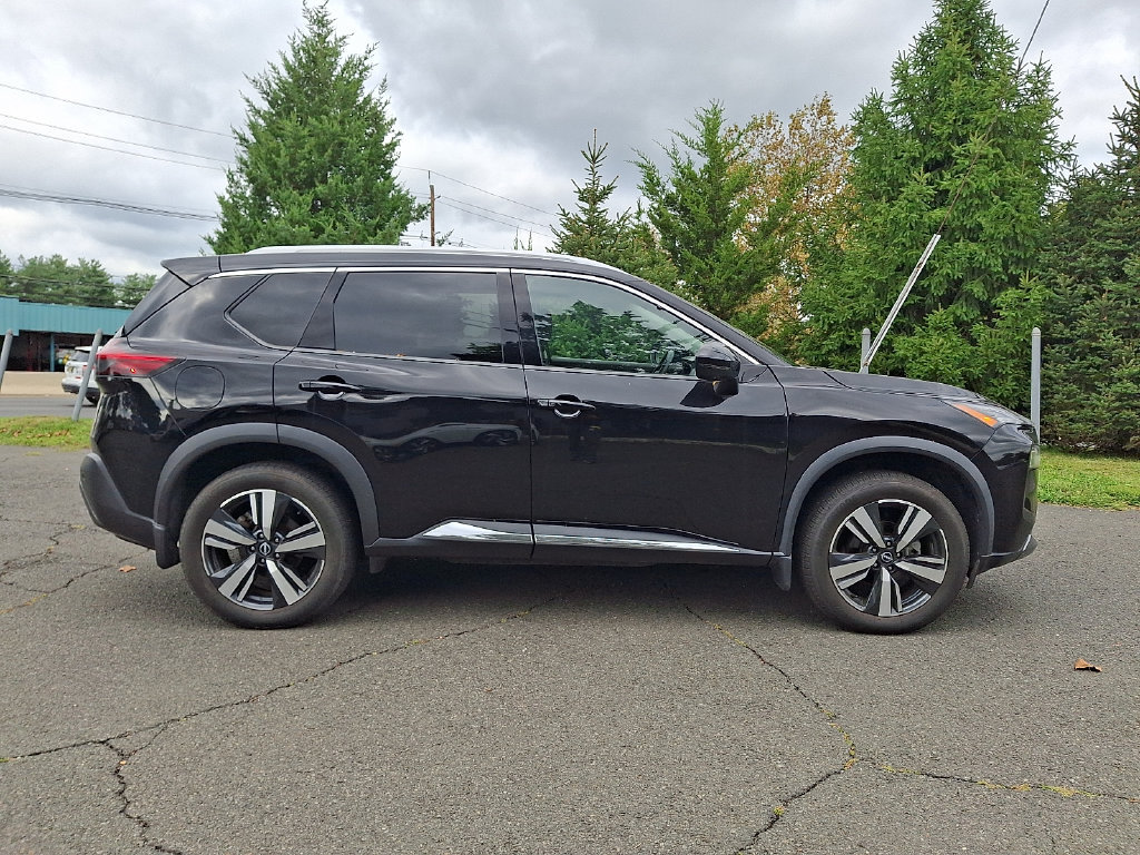 Used 2023 Nissan Rogue SL AWD/4WD image 10