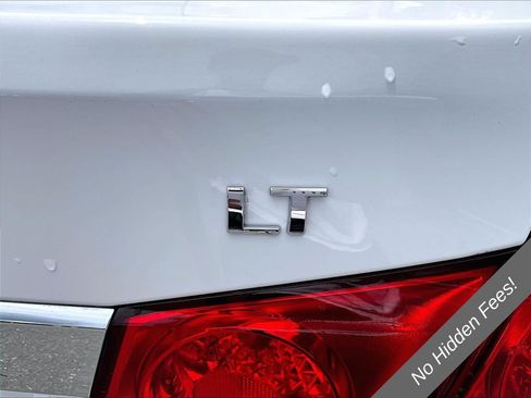 Used 2015 Chevrolet Cruze LT FWD image 8