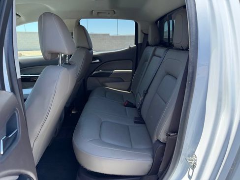 Used 2015 GMC Canyon SLT RWD image 19