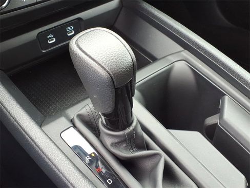 Certified 2025 Honda Accord SE image 25