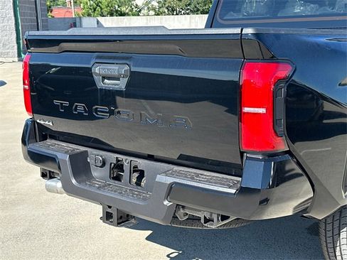 New 2025 Toyota Tacoma SR5 image 5