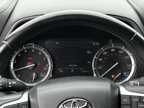 Used 2022 Toyota Highlander XSE image 13