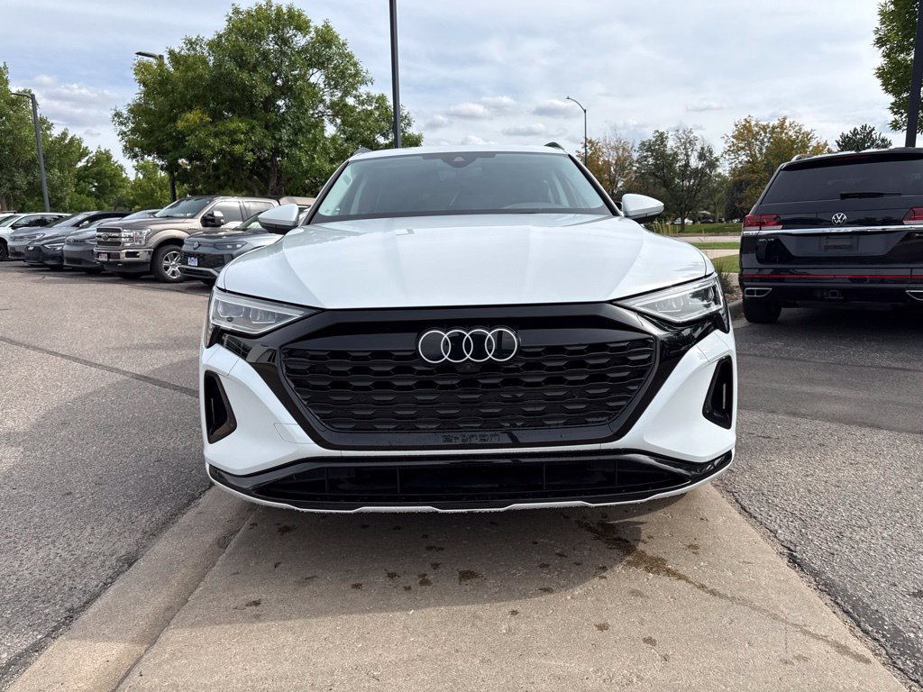 Used 2024 Audi Q8 e-tron Premium Plus w/ Premium Plus Package AWD/4WD image 8
