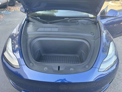 Used 2021 Tesla Model Y Long Range AWD/4WD image 18