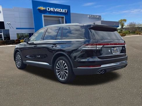 Used 2023 Lincoln Aviator AWD w/ Premium Package image 24