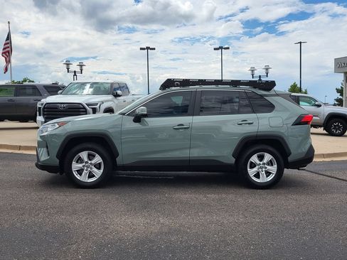 Used 2019 Toyota RAV4 XLE AWD/4WD image 7