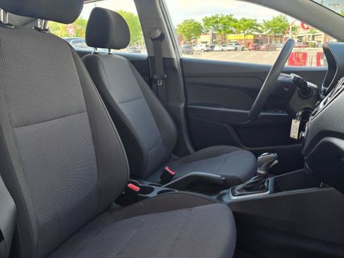 Used 2019 Hyundai Accent SE FWD image 14
