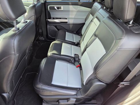 Certified 2023 Ford Explorer XLT w/ Equipment Group 202A image 11