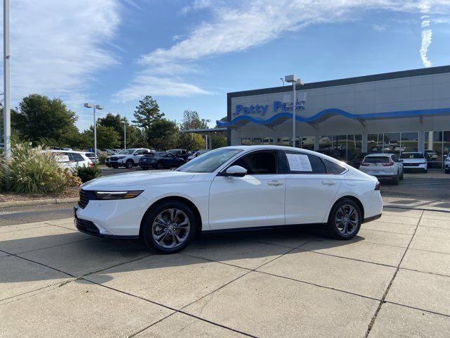Used 2025 Honda Accord EX-L image 6