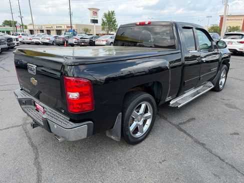 Used 2011 Chevrolet Silverado 1500 LT w/ All-Star Edition AWD/4WD image 3