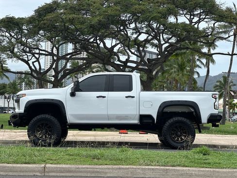 Used 2020 Chevrolet Silverado 2500 W/T w/ WT Convenience Package image 2