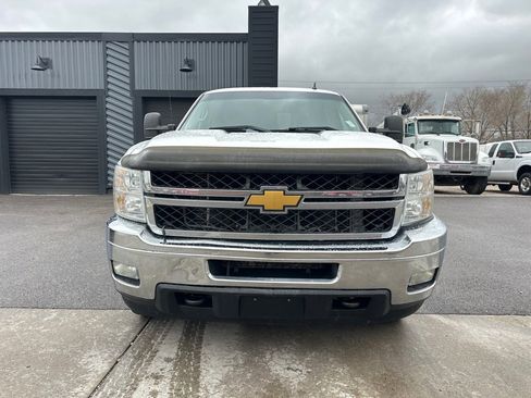 Used 2012 Chevrolet Silverado 2500 LT w/ Interior Plus Package image 2