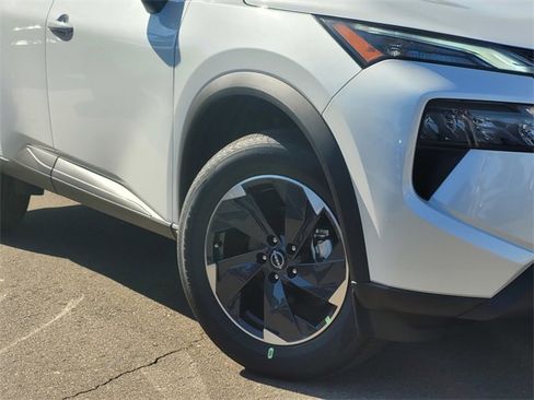 New 2026 Nissan Rogue SV image 2