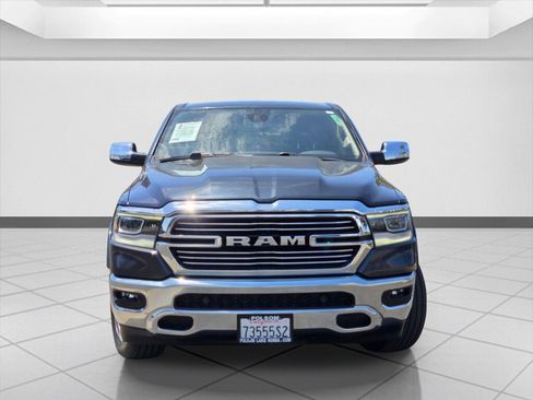 Used 2019 RAM 1500 Laramie AWD/4WD image 2