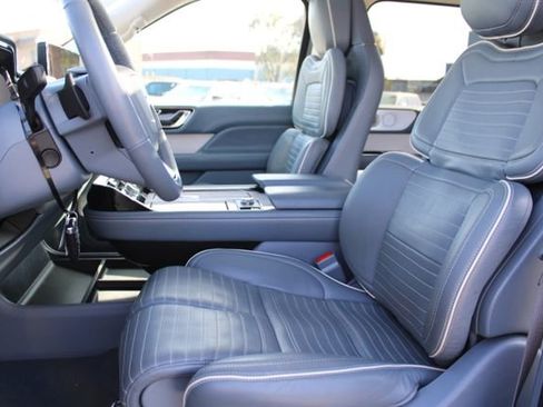 Used 2024 Lincoln Navigator Black Label AWD/4WD image 45