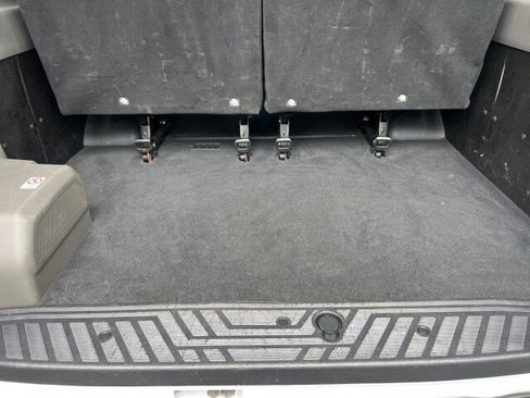 Used 2024 Ford Transit 350 XLT RWD image 32