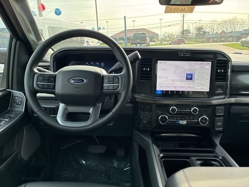 New 2026 Ford F250 Lariat w/ FX4 Off-Road Package image 24
