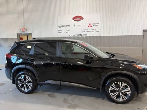 Certified 2023 Nissan Rogue SV AWD/4WD image 2